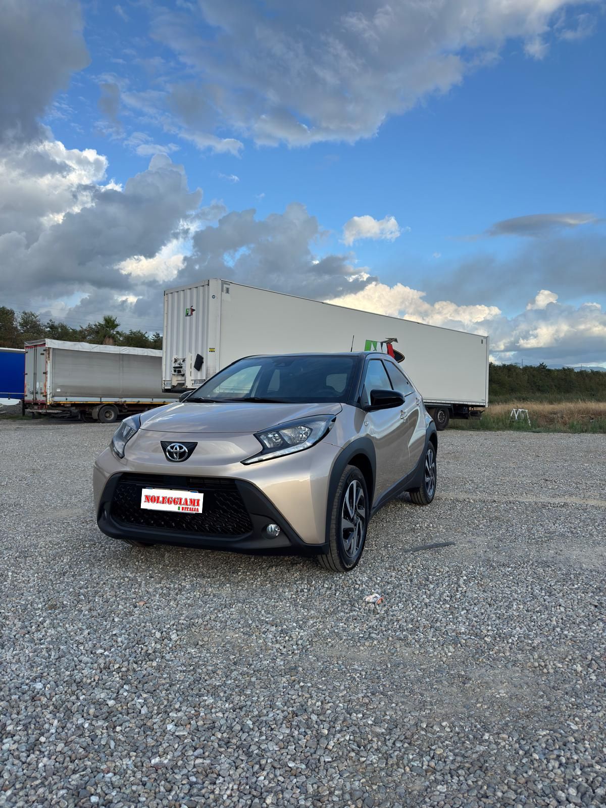 1A - TOYOTA AYGO X - HA608AN