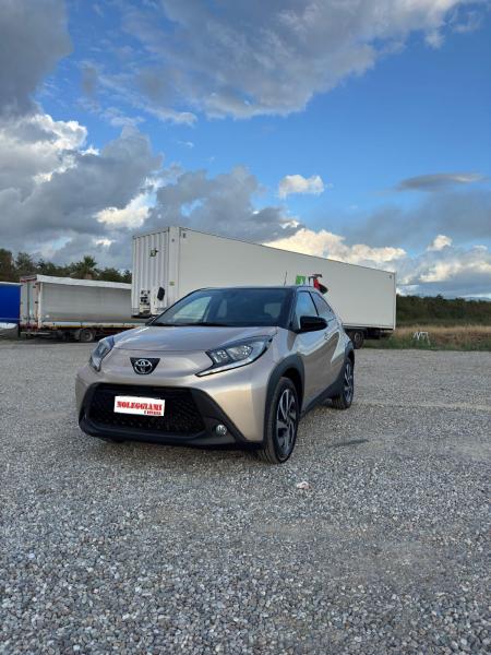 1A - TOYOTA AYGO X - HA604AN