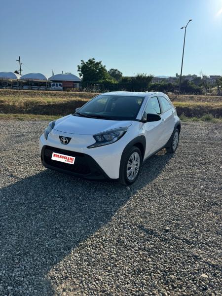 1A - TOYOTA AYGO X - GY896RR