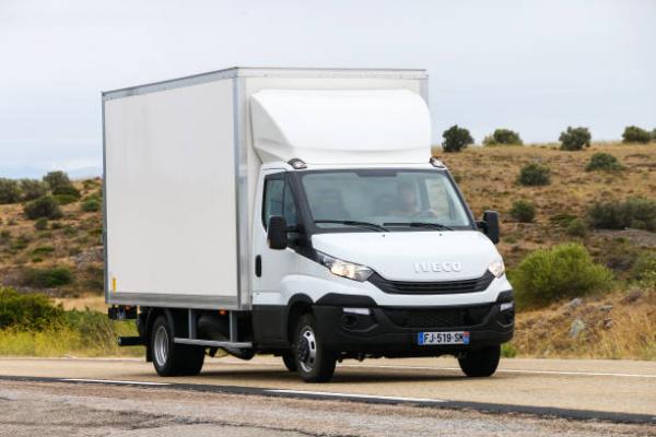 F - IVECO DAILY SPONDA - GF849WL-