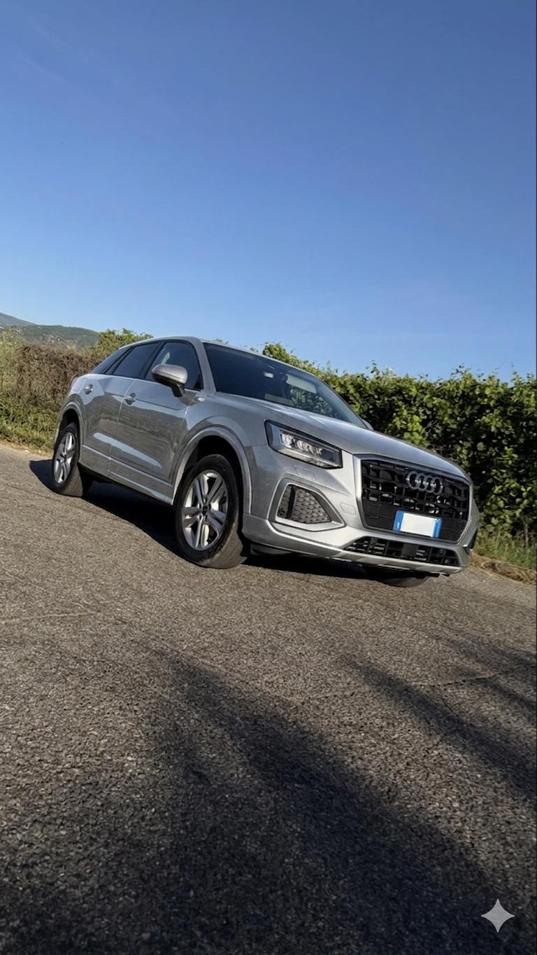 4A - AUDI Q2 GRIGIA HE412JC